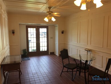 2502 Melva Ct, Toledo, OH 43611 - photo 4