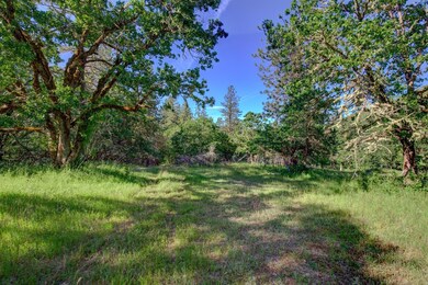 0 Castle Terrace Dr, Central Point, OR 97502 - photo 2