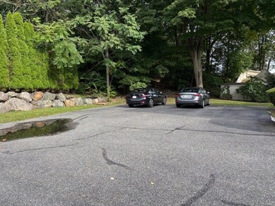 13 Burlington St unit 4, Woburn, MA 01801 - photo 5