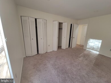 15 Canterbury Square unit 204, Alexandria, VA 22304 - photo 7