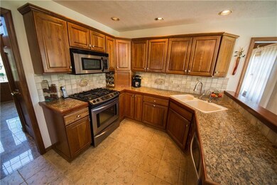 Kitchen has lots of storage & stainless steel appl