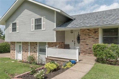 511 Holiday Cir, Pineville, LA 71360 - photo 4