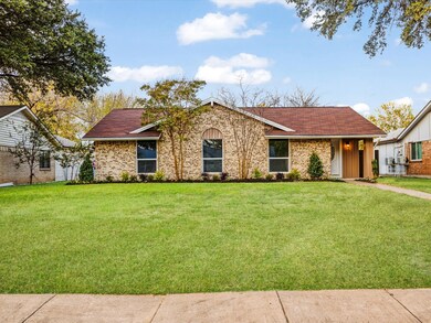 3029 Burning Tree Ln, Garland, TX 75042 - photo 4