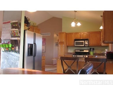 137 Quinion Dr, Mankato, MN 56001 - photo 6