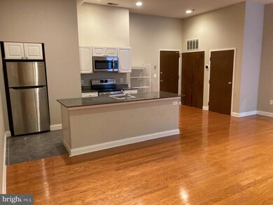 1001 13 Chestnut St unit 705W, Philadelphia, PA 19107 - photo 3