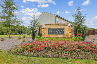 Wonderful Community With A Pool