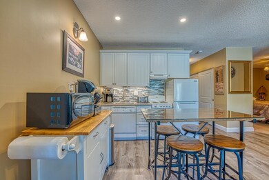 36 Lodge Rd unit D107, Lincoln, NH 03251 - photo 6