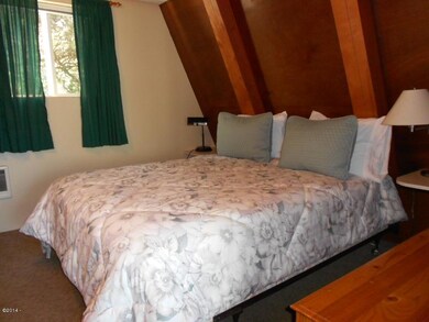 Alpine Chalet 004