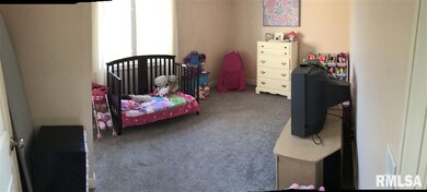 2413 W 54th St unit 11, Davenport, IA 52806 - photo 6