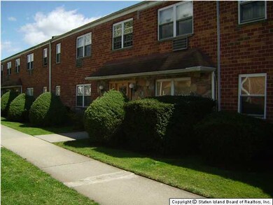 24 Bay Terrace unit 2B, Staten Island, NY 10306 - photo 5