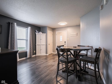 5720 Apple Branch Ct, Indianapolis, IN 46237 - photo 5