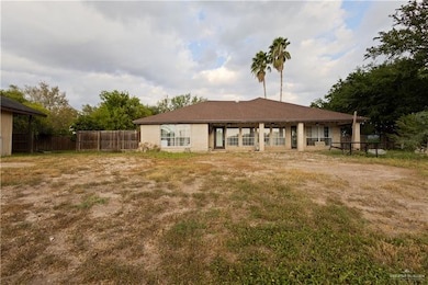 1961 Lion Lake Dr S unit SOUTH, Weslaco, TX 78596 - photo 4