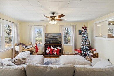 08-1811-W-C-Ave-Kalamazoo-MI-49009-Windo