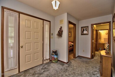 362 Ridge Cir, Cresco, PA 18326 - photo 5