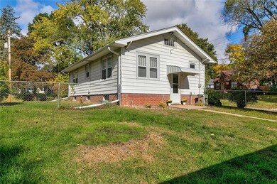 1609 41st St, Des Moines, IA 50310 - photo 6