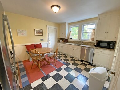 331 Lowell Ave unit 1, Newtonville, MA 02460 - photo 6