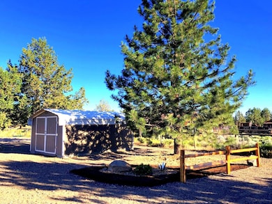 67133 Fryrear Rd, Bend, OR 97701 - photo 2