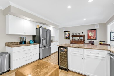 1 Colton Ct Middletown NJ-print-019-019-