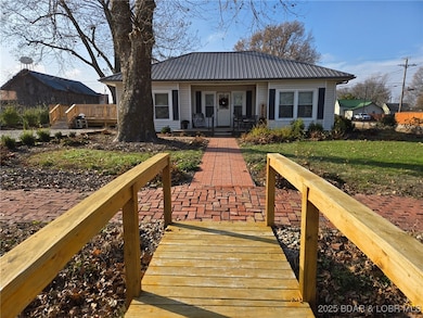 700 Depot Ave, Golden City, MO 64748 - photo 2