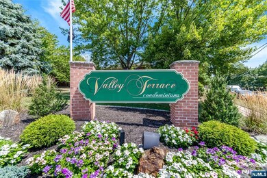 1120 Valley Rd unit 1B, Wayne, NJ 07470 - photo 2