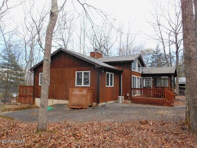 129 Surrey Ln, Hawley, PA 18428 - photo 3