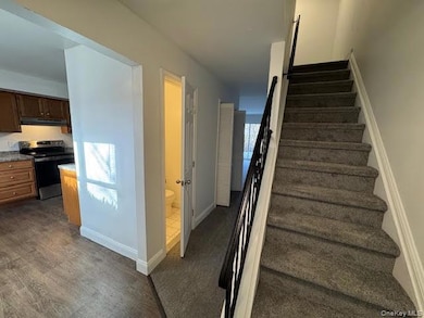 24 Marshall Dr, Cornwall, NY 12518 - photo 2