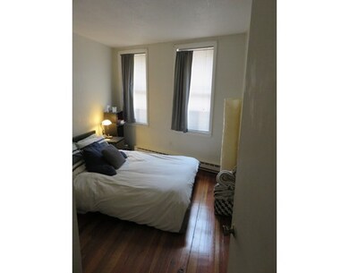 25 Charter St unit 3, Boston, MA 02113 - photo 4