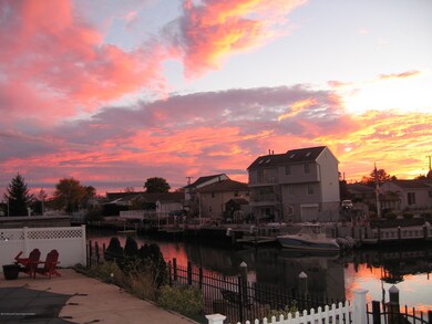 784 Tunney Point Dr, Toms River, NJ 08753 - photo 4