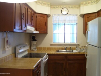 37E Canton Dr unit A, Whiting, NJ 08759 - photo 6