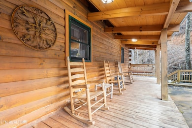 2558 Wildcat Ridge Rd, Sevierville, TN 37862 - photo 4