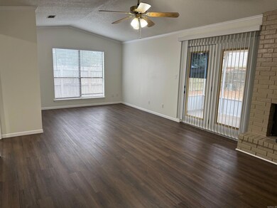 1710 S Cherry St, Stuttgart, AR 72160 - photo 3