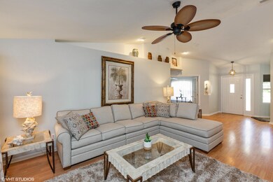 Entry/Foyer