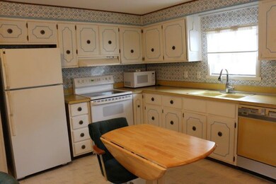 06 Kitchen