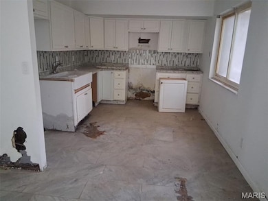 1454 Pine Row Ct, Saint Louis, MO 63146 - photo 3