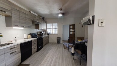 39 Temple St unit 2, Somerville, MA 02145 - photo 7