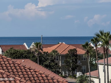 LaValenciaBalconyZoom-108