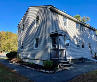 34 Boulder Dr, Londonderry, NH 03053 - photo 2