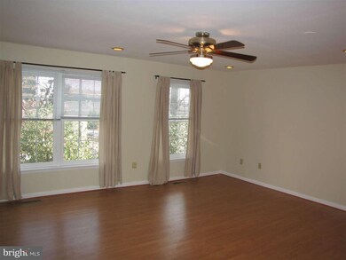 11333 Morning Gate Dr, Rockville, MD 20852 - photo 6