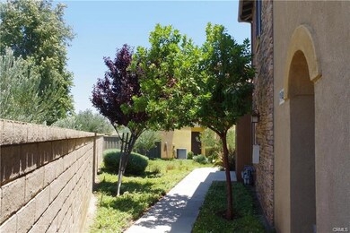 31046 Strawberry Tree Ln, Temecula, CA 92592 - photo 5