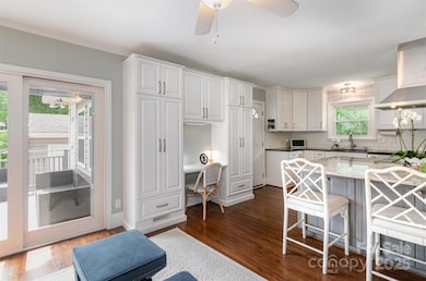 4642 Addison Dr, Charlotte, NC 28211 - photo 7