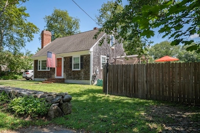 455 Chase Rd, North Dartmouth, MA 02747 - photo 2