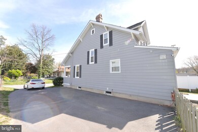 29 Fourth Ave, Halethorpe, MD 21227 - photo 4