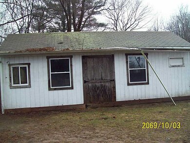 202 Blanchard Ave, Warwick, RI 02888 - photo 2