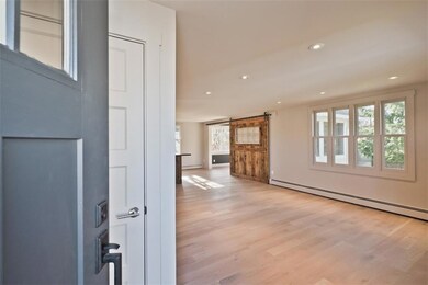 14 Pershing St, Portland, ME 04103 - photo 3