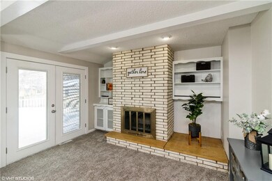 3303 E 25th Ct, Des Moines, IA 50317 - photo 5