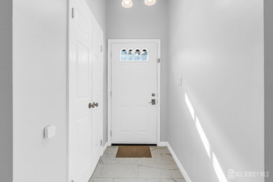 83 Pheasant Run, Edison, NJ 08820 - photo 5