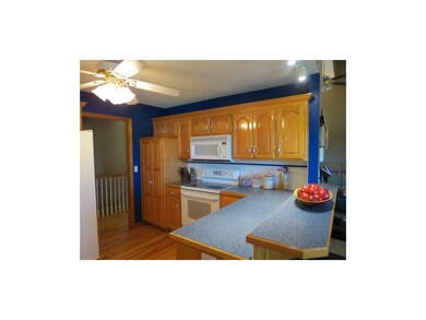 711 S Sunset Ln, Raymore, MO 64083 - photo 5