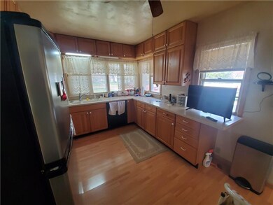 2400 Stanton Ave, Des Moines, IA 50321 - photo 5