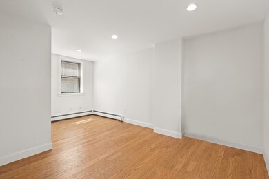 72 N Margin St unit 1, Boston, MA 02113 - photo 4
