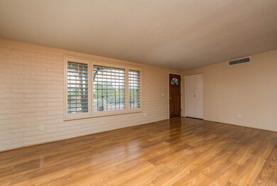 8701 N Yellowstone Ave, Tucson, AZ 85704 - photo 3